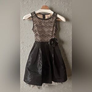Elegant Black and Cream Sleeveless Lace Dress | Size 8 Youth | by Speechless